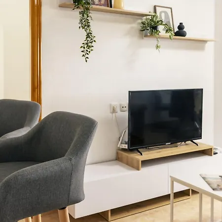 Pink Boulevard Apartment